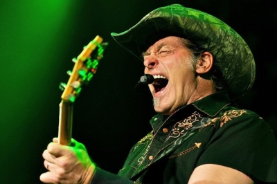Neil Young called a ‘stoner birdbrain punk over Joe Rogan stand-off