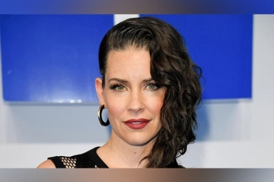 Actor Evangeline Lilly requests Justin Trudeau to sit down with Canadians protesting over vaccine mandates