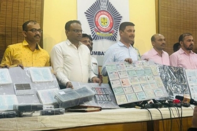 Mumbai Police busts fake passport racket, two arrested