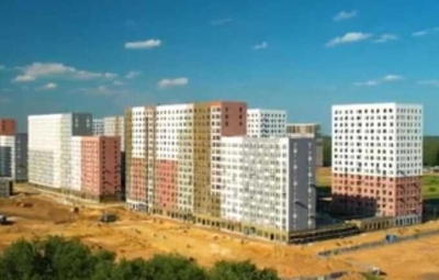 More than a hundred shareholders stormed the sales office of the Gorki Park residential complex in Vidnoye near Moscow