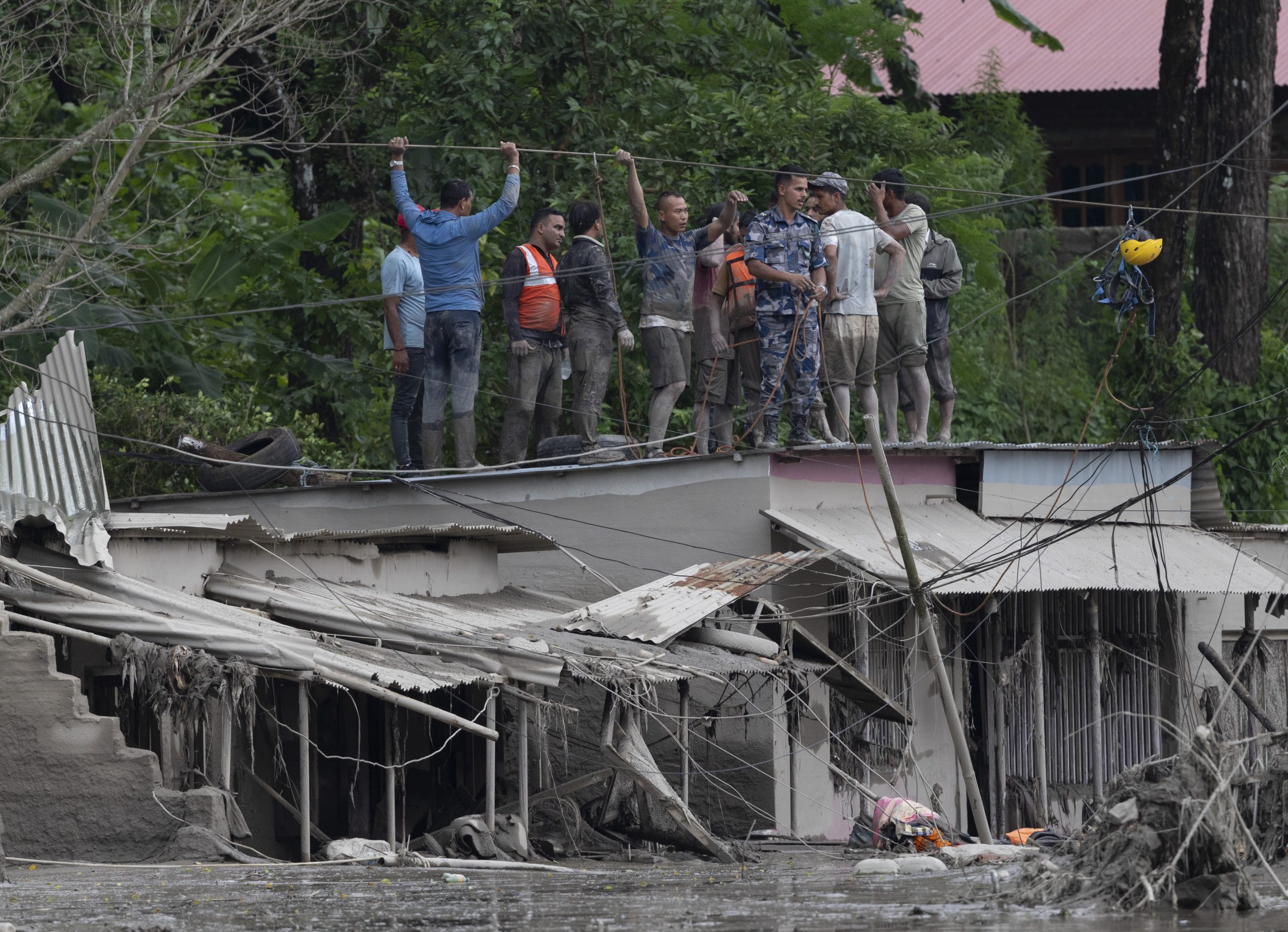 Šta je izazvalo katastrofalnu bujicu u Nepalu i Tibetu koja je odnela više od 100 života dok se za hiljadama još traga? 4 Šta je izazvalo katastrofalnu bujicu u Nepalu i Tibetu koja je odnela više od 100 života dok se za hiljadama još traga? 4