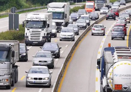 AMSS: Gužve na putevima, moguća čekanja na granicama 1