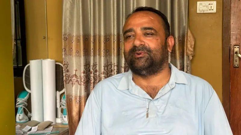 Radžendra Davadi, direktor škole, odlukom spasio 900 dece 