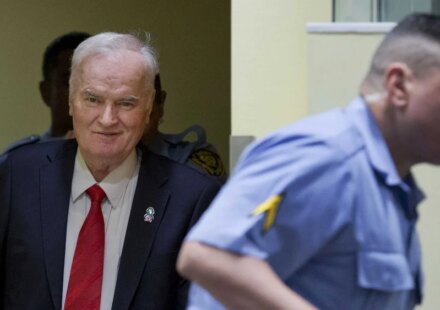 Džefri Najs: Ključno pitanje bez odgovora - kako je Mladić znao da može da počini genocid 1