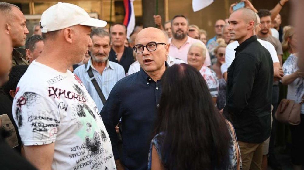 Vučević: Blokaderski pokret kamenicama počeo svoju kampanju za izbore 9