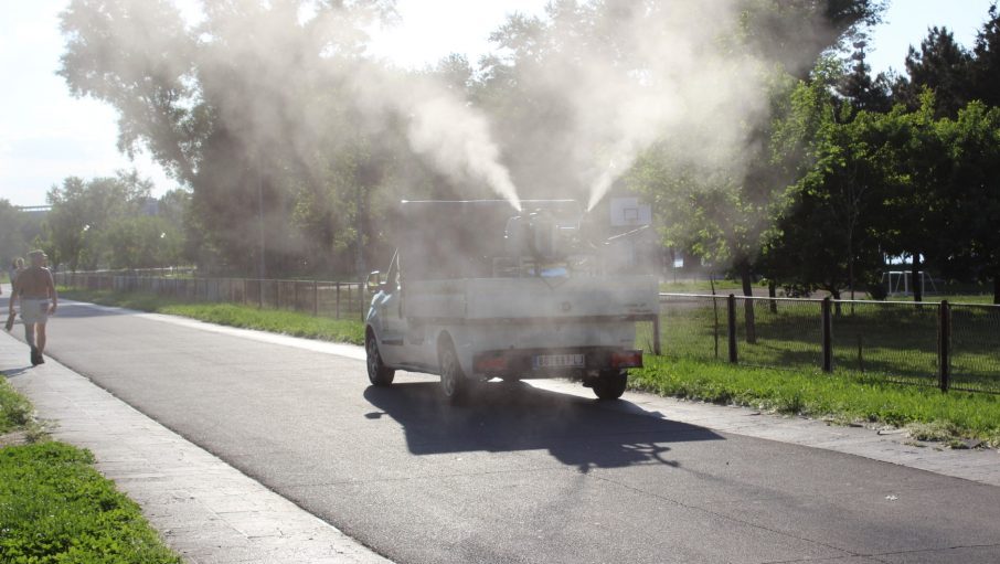Gradska čistoća sutra rano ujutro prska protiv komaraca na više lokacija 1