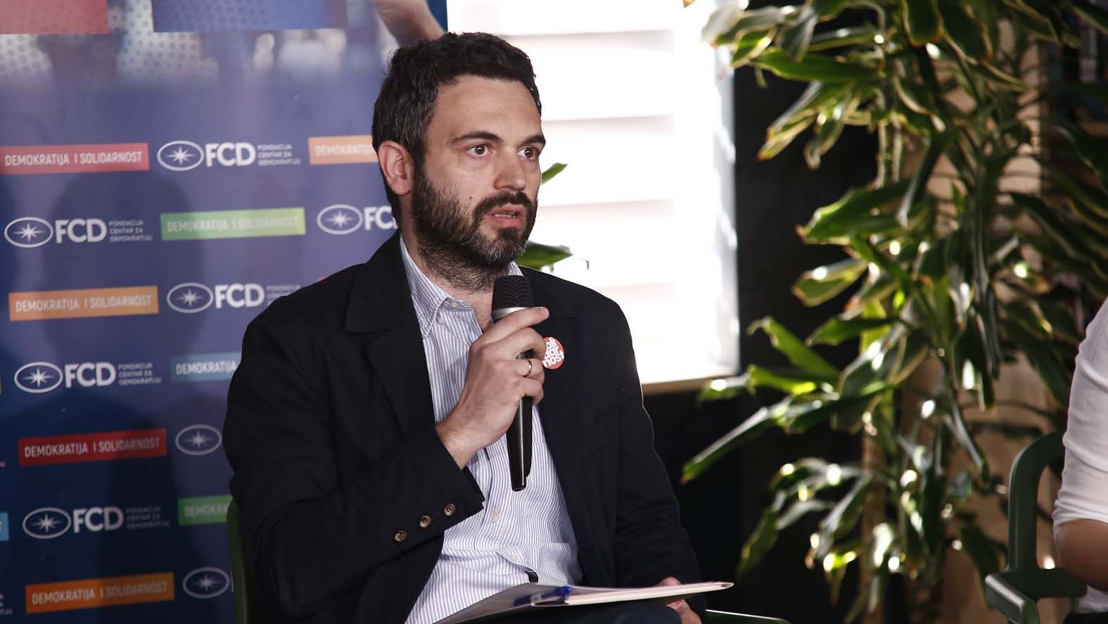 Kampanja će biti na ivici sukoba: Miting SNS-a u Užicu kao pokazna vežba 3