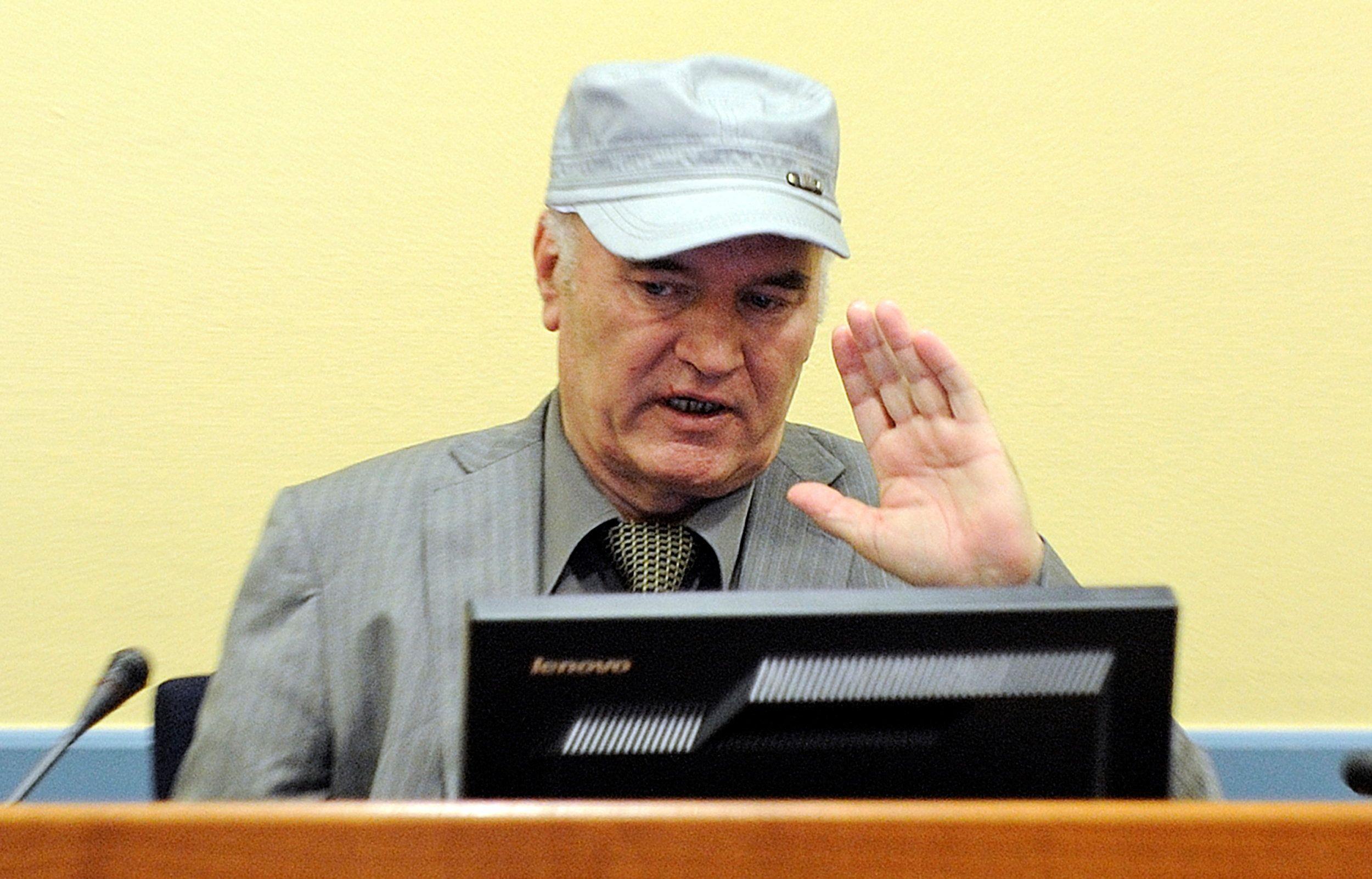 Ratko Mladić na sudjenju u Hagu