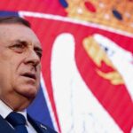 Dodik sa zastavom