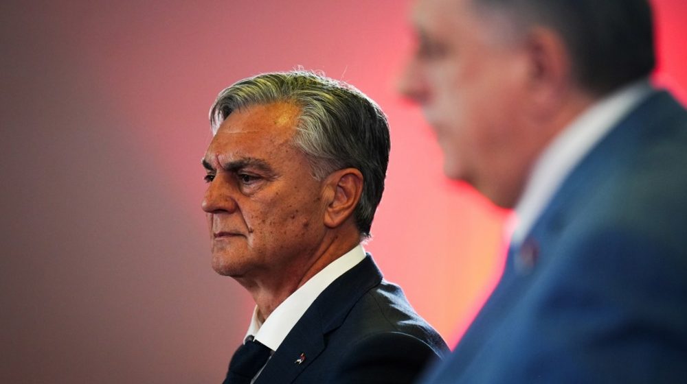 Minić kaže da nije bilo prekomerne policijske sile prema ambasadoru Todorovu, Trivić tvrdi da vlast RS zataškava incident 9