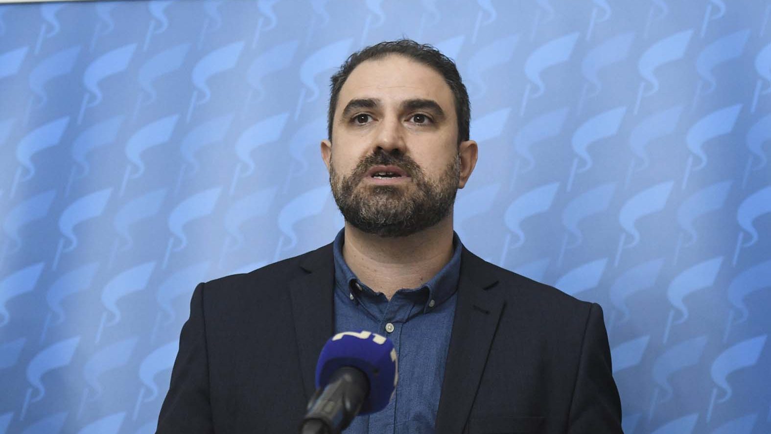 Šta sagovornici Danasa misle o Vučićevoj izjavi da će ga Srbi slaviti kao "malo koga" kada ne bude na vlasti? 3 Šta sagovornici Danasa misle o Vučićevoj izjavi da će ga Srbi slaviti kao "malo koga" kada ne bude na vlasti? 2