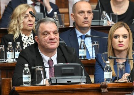 "Stankoviću smeta studentska lista, ali ne što u Vladi sedi pet profesora i jedan profesor emeritus": Akademski plenum osudio izjavu ministra prosvete 1