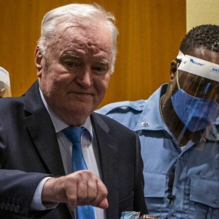 NUNS osudio pretnje novinarima zbog izveštavanja o Mladiću: Mora se navoditi i presuda 1