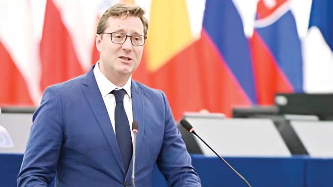 Vladimir Prebilič o prisluškivanju studenata: Kratak je put od žvučnog topa do špijuniranja 1