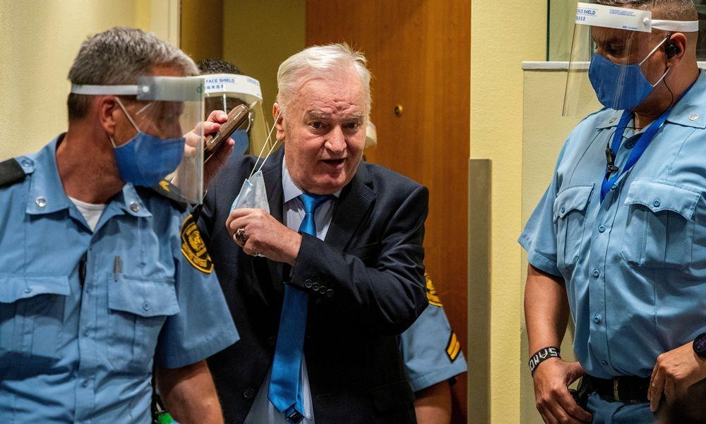 ratko mladić u haškoj sudnici