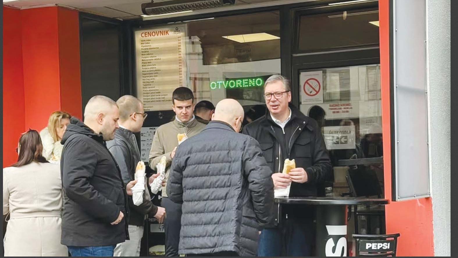 Kome je ubedljivo Vučićevo obrazloženje o otkazivanju skupa u Novom Sadu? 4