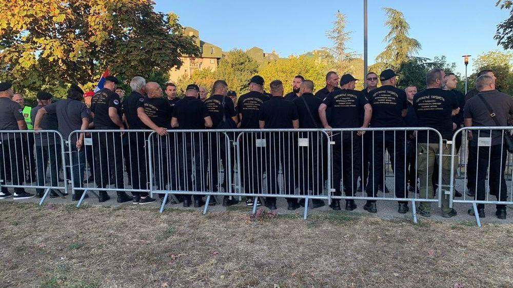 sahrana ratka mladića