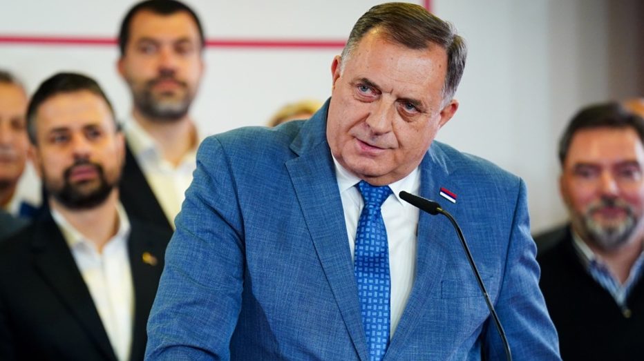 "Od skidanja ljage sa Srbije do gnusng čina": Kako su Aleksandar Vučić i drugi političari 2011. reagovali na Mladićevo hapšenje? 8