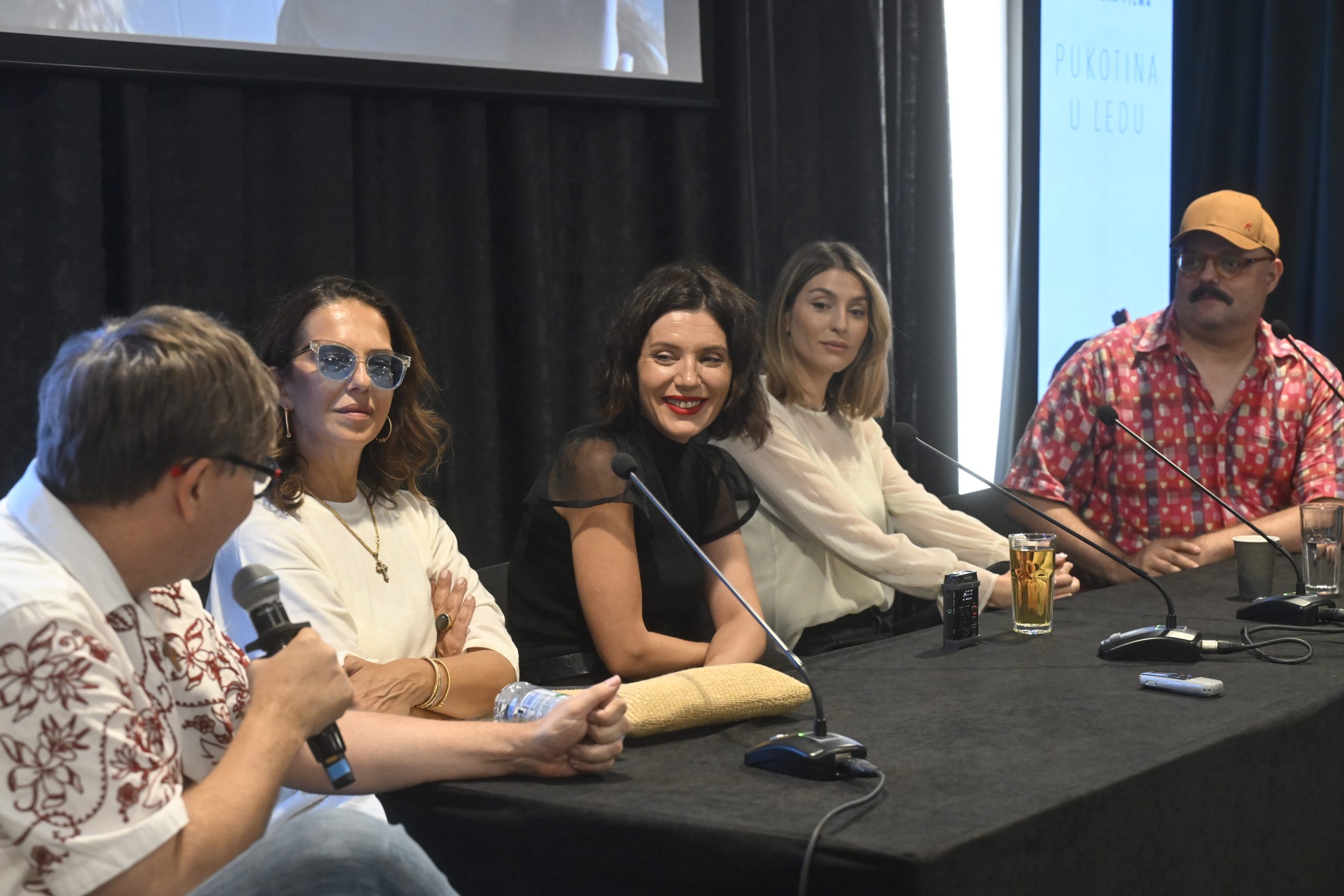 „Ni romantizacija seksa ni pornografija nemaju istinu“: Maja Miloš o filmu „Pukotina u ledu“ 2