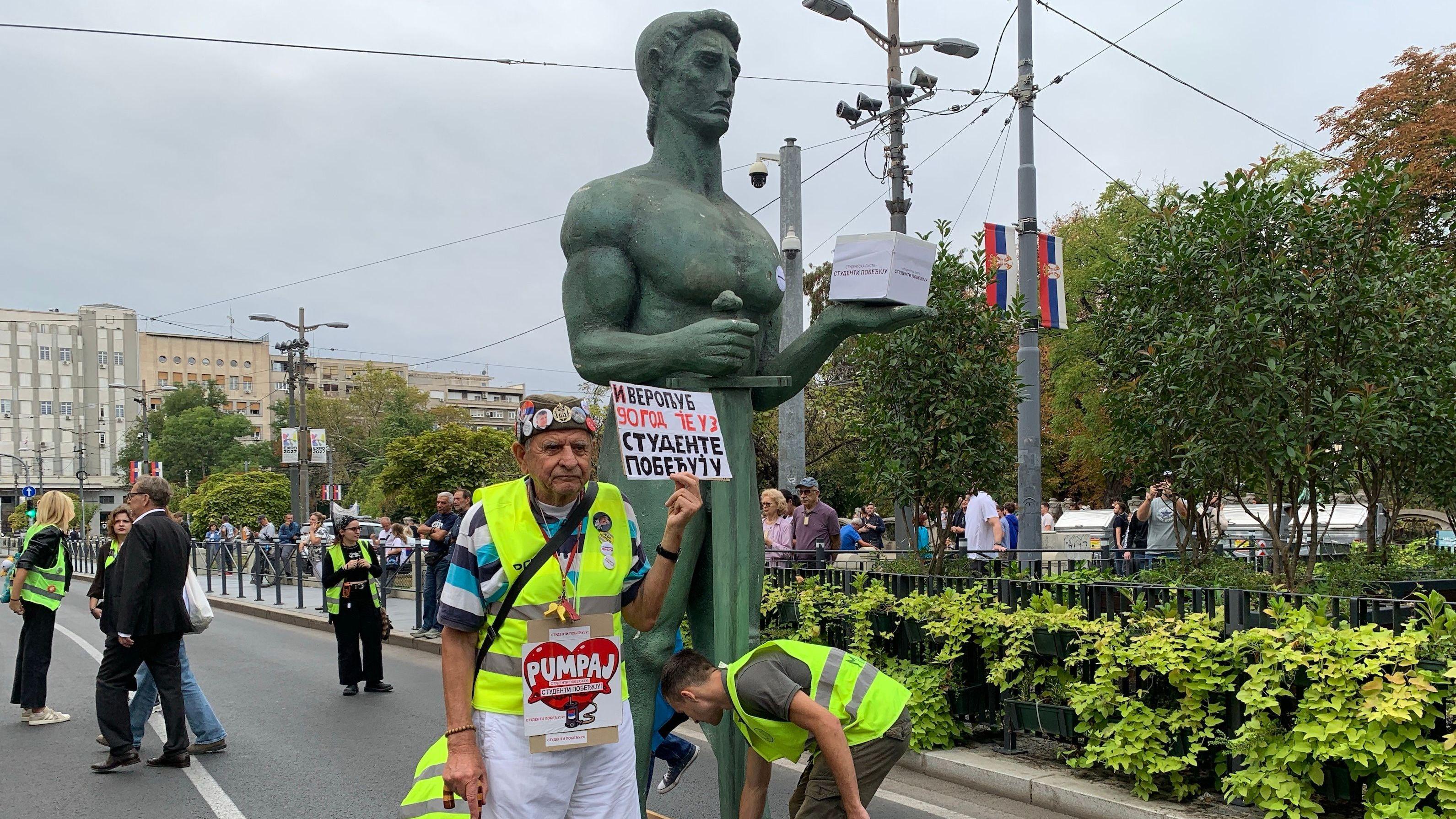 Maketa spomenika Pobedniku - original se nalazi na tvrđavi Kalemegdan u Beogradu