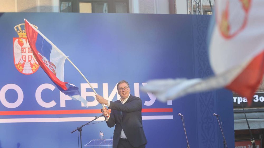 "Bolje da ne dolazi, dobiće manje glasova": Zašto je Vučić najavio završni miting naprednjaka u Nišu? 3