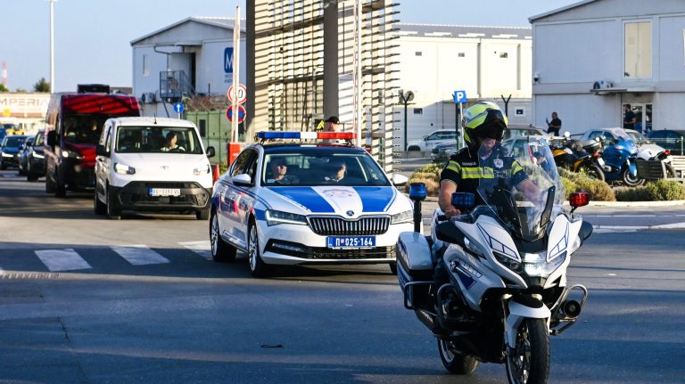 AP o prenosu Mladićevog tela u Beograd za sahranu: Srbija traži ulazak u EU ali ostaje prkosna oko svoje ratne uloge 1
