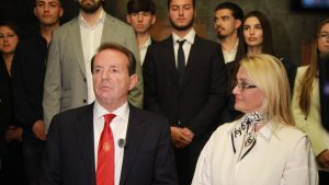 Pokret snaga Srbije - Bogoljub Karić