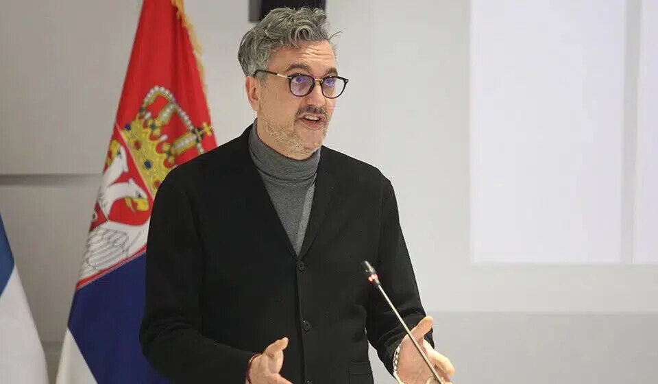 Čadež u Briselu: Investitori ne biraju strane, već stabilnost 1
