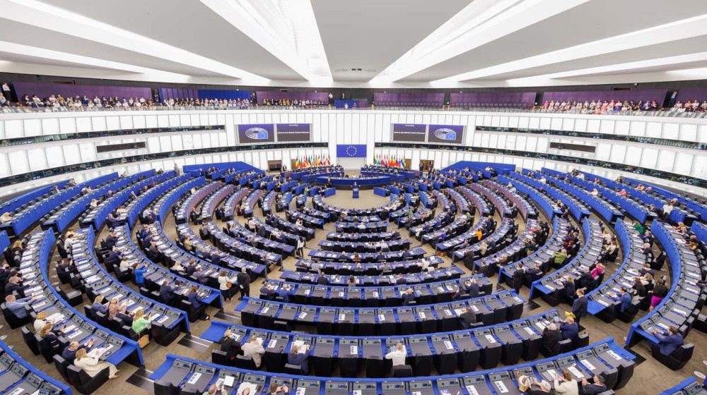 Evroposlanici Zelenih/EFA traže niz kaznenih mera prema Beogradu zbog uporebe špijunskog softvera 9