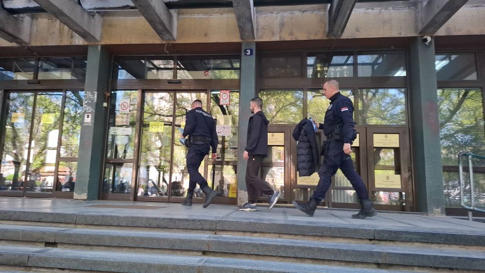Goran Vesić i dalje na slobodi umesto u pritvoru: Sudovi se dopisuju dva meseca 2 Goran Vesić i dalje na slobodi umesto u pritvoru: Sudovi se dopisuju dva meseca 2