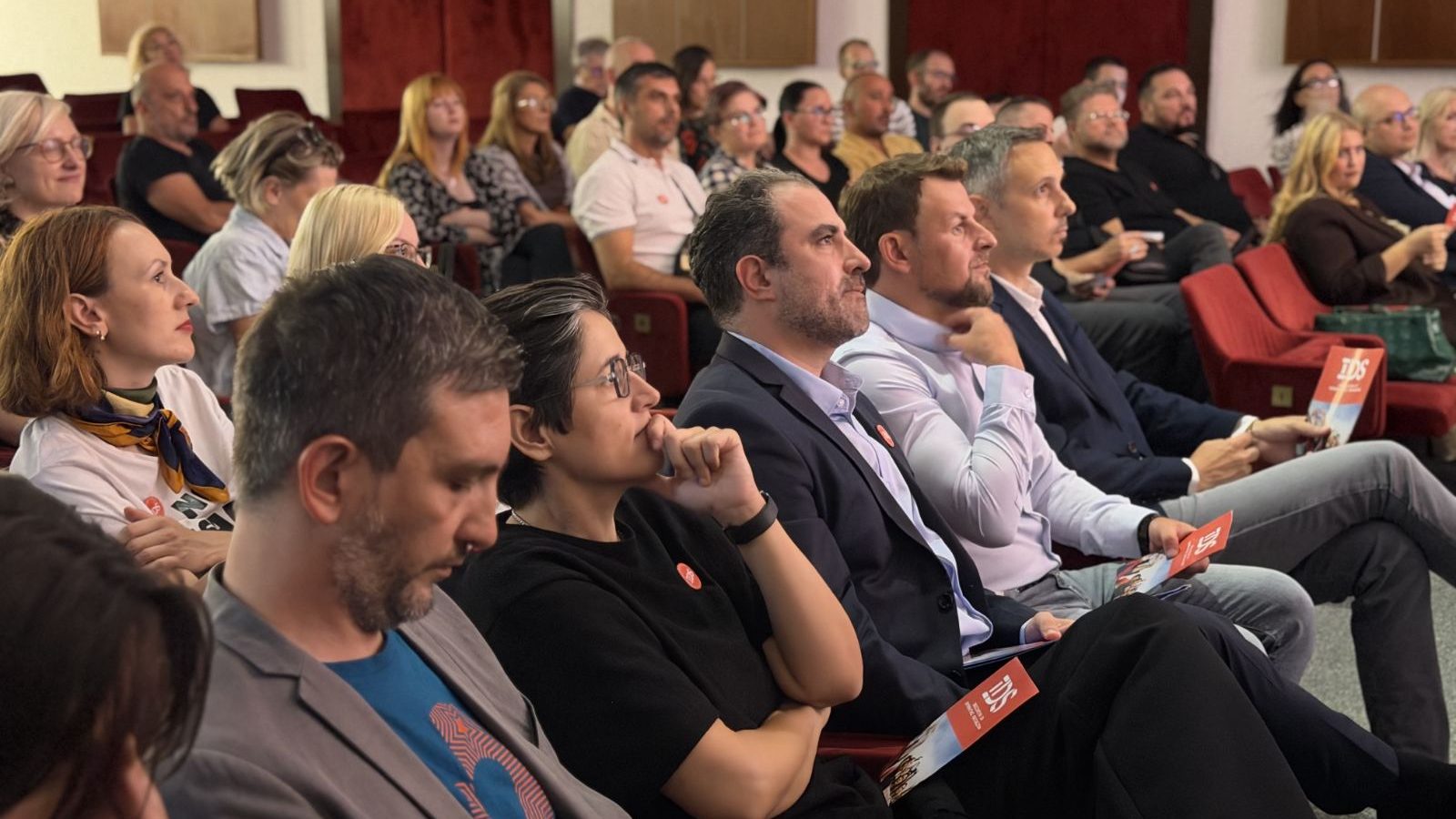 Inicijativa za demokratski socijalizam: Prvi naš zadatak je pomoć studentima i odbrana izborne volje 2