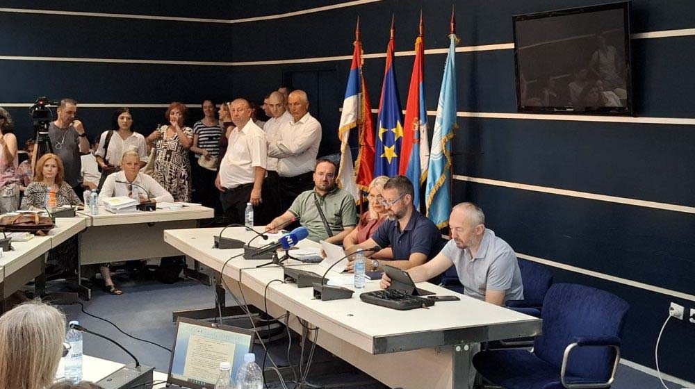 Iz Građanske platforme "100% Sad." poručuju gradonačelniku: Biće referenduma o "Novom Sadu na vodi" 8