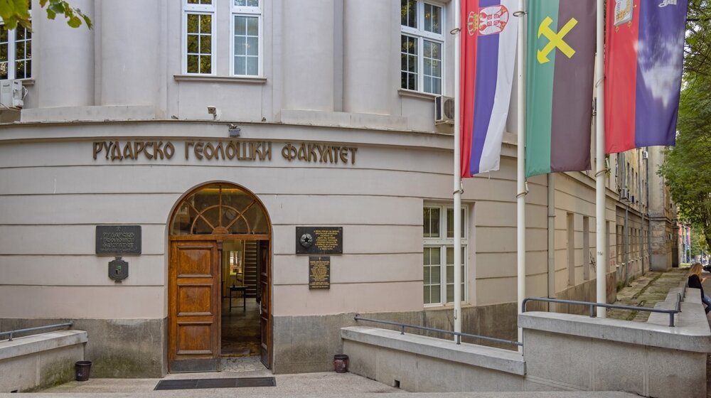 Studentima Rudarsko-geološkog fakulteta dostupne stipendije - Evro za znanje 11