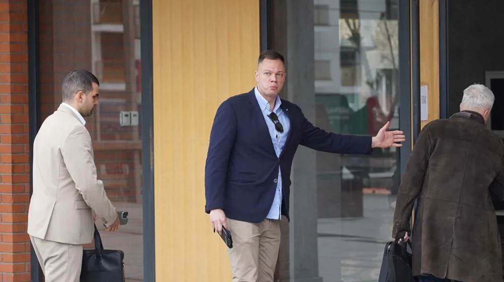 RIK poništio rešenje o proglašenju izborne liste Ćale ovo je za tebe 7