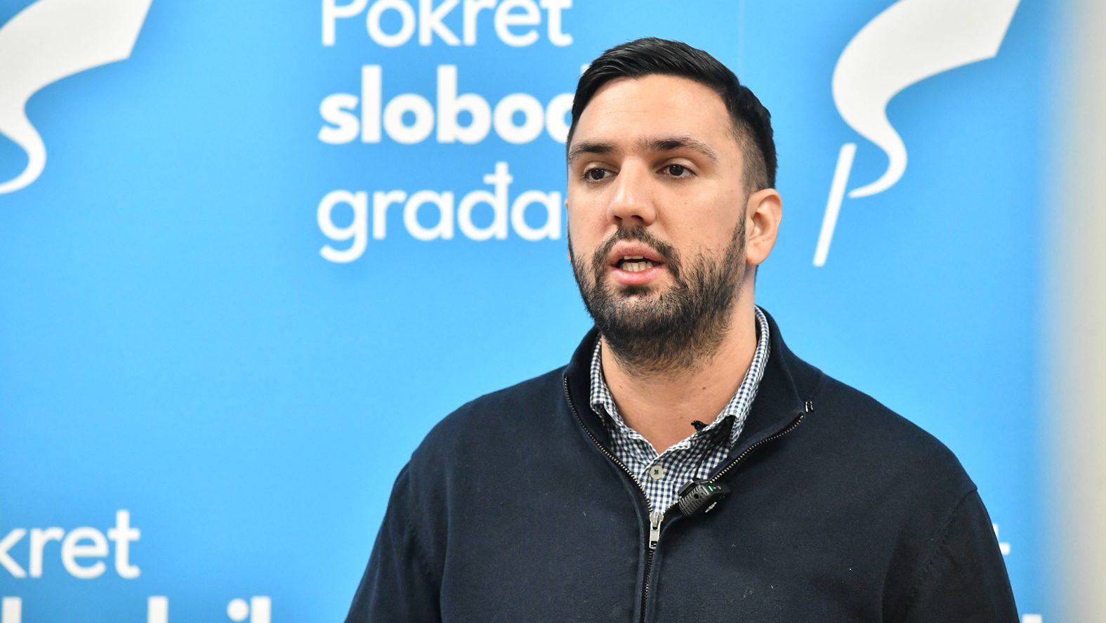 "Ko će to da plati": Zašto nadležni nisu videli problem u najavi na gradilištu u naselju Veljko Vlahović, gde se urušio potporni zid? 2 STEFAN SIMIĆ