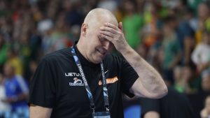 Litvanija je naredni rival Srbije u kvalifikacijama za Mundobasket, a nakon haosa u Savezu selektor je podneo ostavku 1
