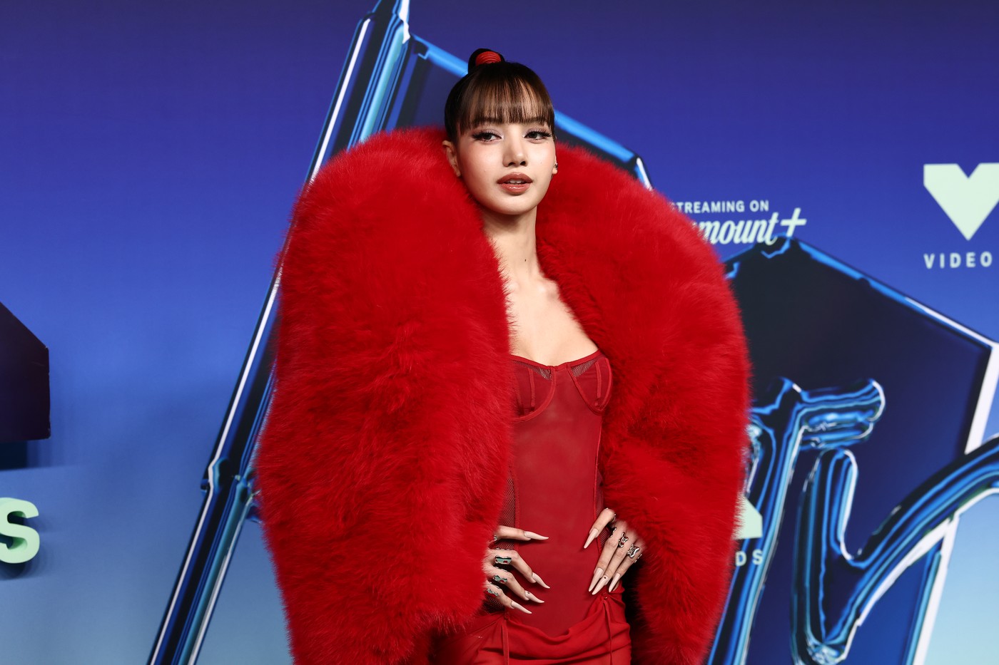 Madona se posle 23 godine vratila na VMA i osvojila sedam nagrada, Tejlor Svift ispisala istoriju 2 Madona se posle 23 godine vratila na VMA i osvojila sedam nagrada, Tejlor Svift ispisala istoriju 1