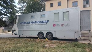 Mobilni mamograf u Pančevu 1