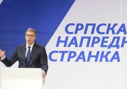 Poslanik EPP: SNS izašla iz okvira naših vrednosti, poslao sam mnogo poruka predsedniku Veberu 1