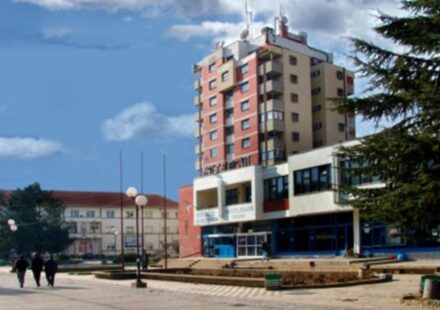 Predstavnici Ambasade SAD sa predsednikom Opštine Bujanovac o pitanjima Albanaca na jugu Srbije 1