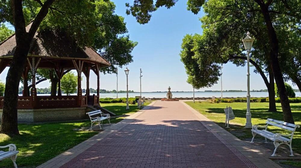 Palić čeka nove mere zaštite, dok u zaštićenoj celini nestaju stari objekti 11