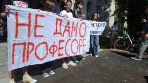Roditelji pisali budućim profesorima Jovine gimnazije: "Svesno postajete saučesnici u uništavanju škole" 1