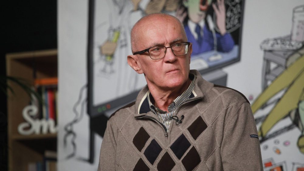 "Oluja", hormonske terapije za decu i zastrašivanje birača: Šta je sve sporno u novom spotu SNS-a? 3 "Oluja", hormonske terapije za decu i zastrašivanje birača: Šta je sve sporno u novom spotu SNS-a? 2