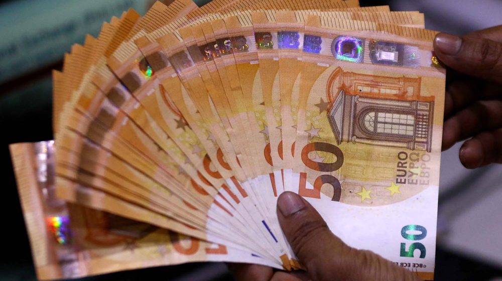 Imovina investicionog fonda Inteza invest premašila milijardu evra 10
