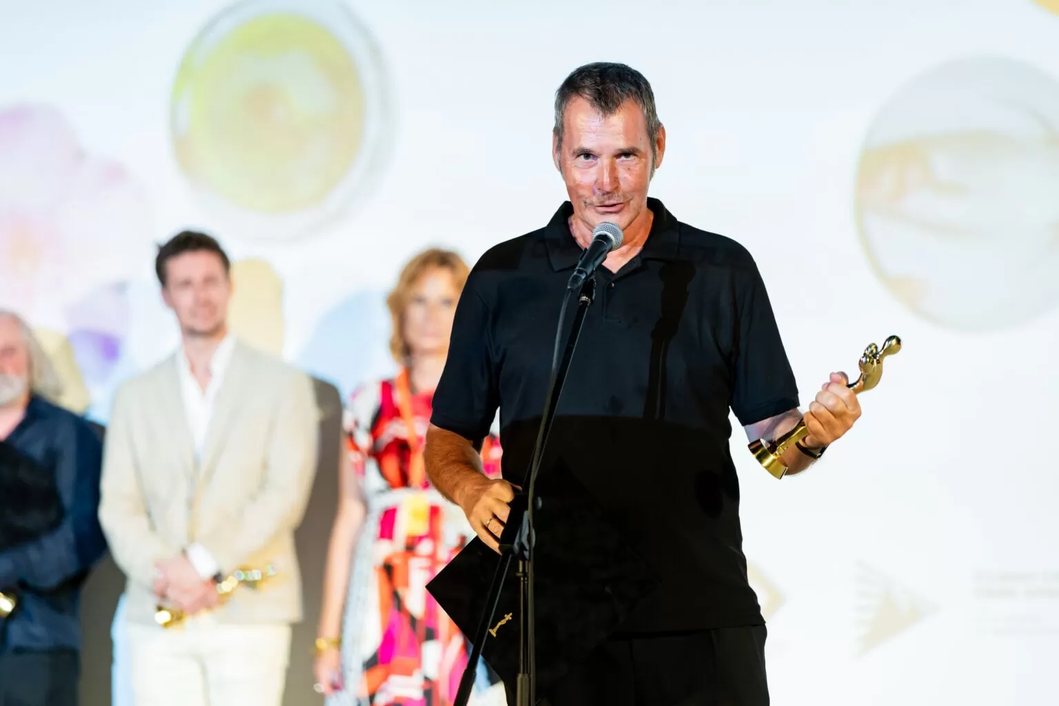 Stanković i Arsenijević za Danas o utiscima sa Festivala u Hreceg Novom i cenzuri Dragana Mićanovića 2 Stanković i Arsenijević za Danas o utiscima sa Festivala u Hreceg Novom i cenzuri Dragana Mićanovića 2