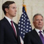 Američki pregovarači Džared Kušner (levo) i Stiv Vitkof