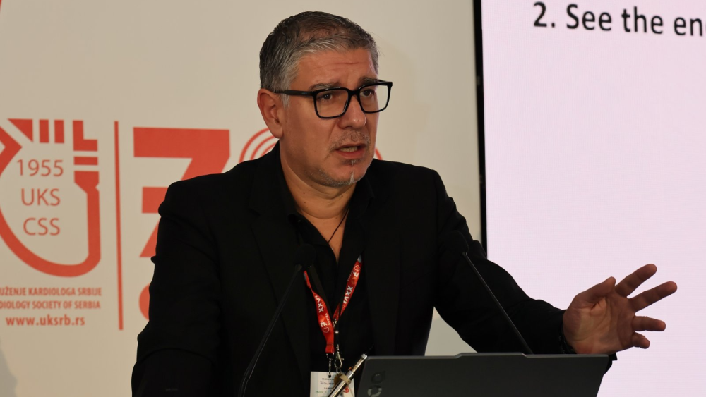 U oskudaciji činjenica blate rektora Đokića i celu akademsku zajednicu: Sagovornici Danasa o tabloidnom „bahanalisanju” u Riju 4 U oskudaciji činjenica blate rektora Đokića i celu akademsku zajednicu: Sagovornici Danasa o tabloidnom „bahanalisanju” u Riju 4