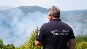 Vatrogasci stavili pod kontrolu požar kod sela Sopot u opštini Pirot 1