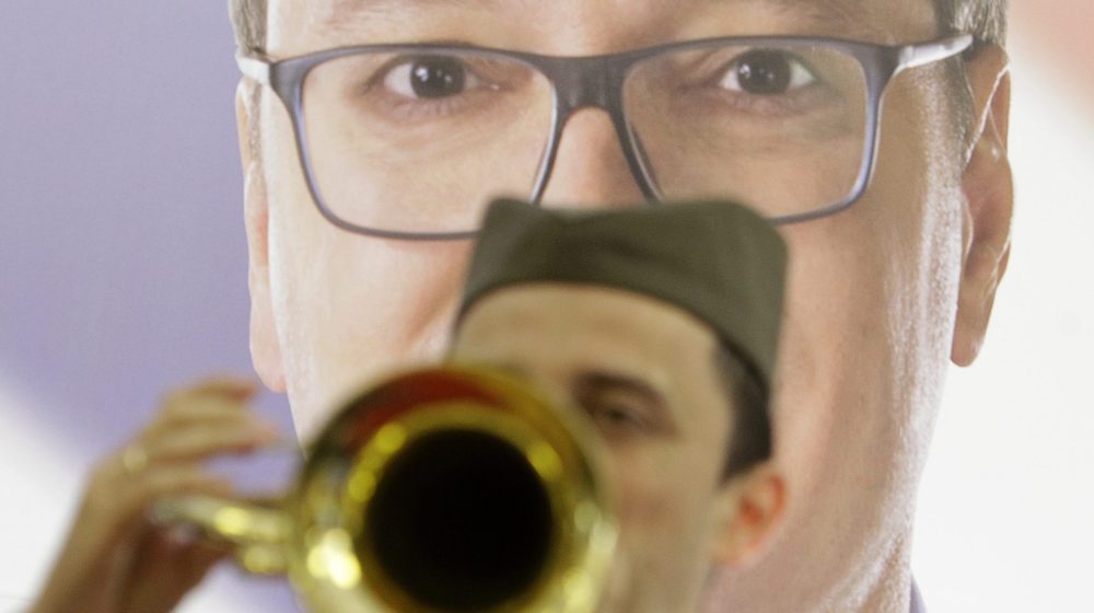 "Moja pobeda je čista kao suza": Kada je Aleksandar Vučić dobio trku za predsednika Srbije 2017. godine 10