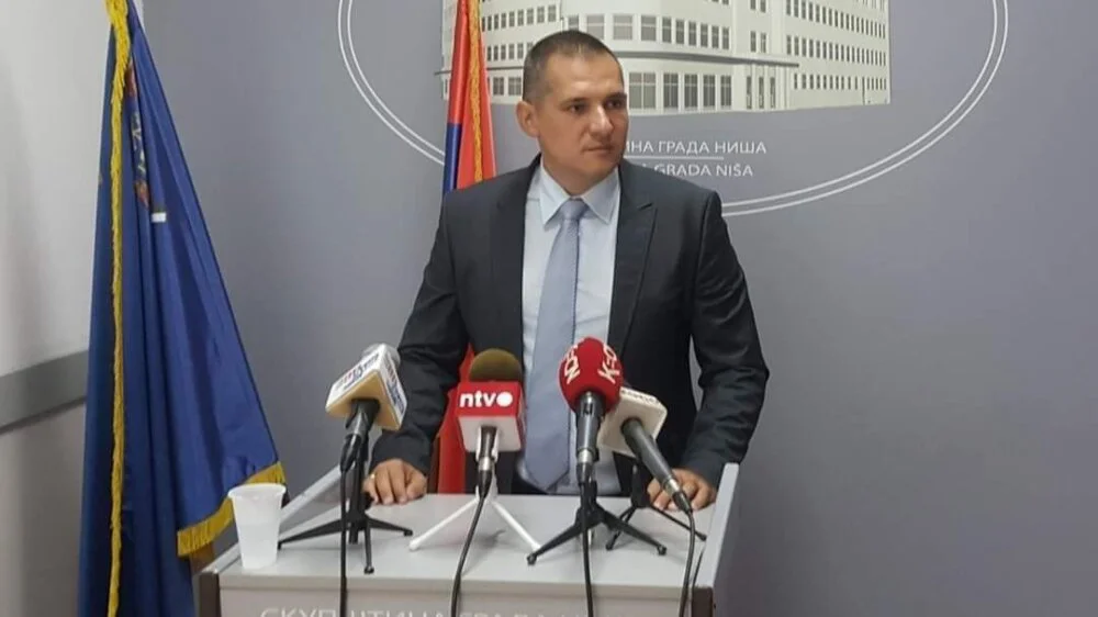 Miodrag Stanković Bez plate 70 dana: Zašto niškom Filozofskom fakultetu Ministarstvo ne isplaćuje zarade? 5